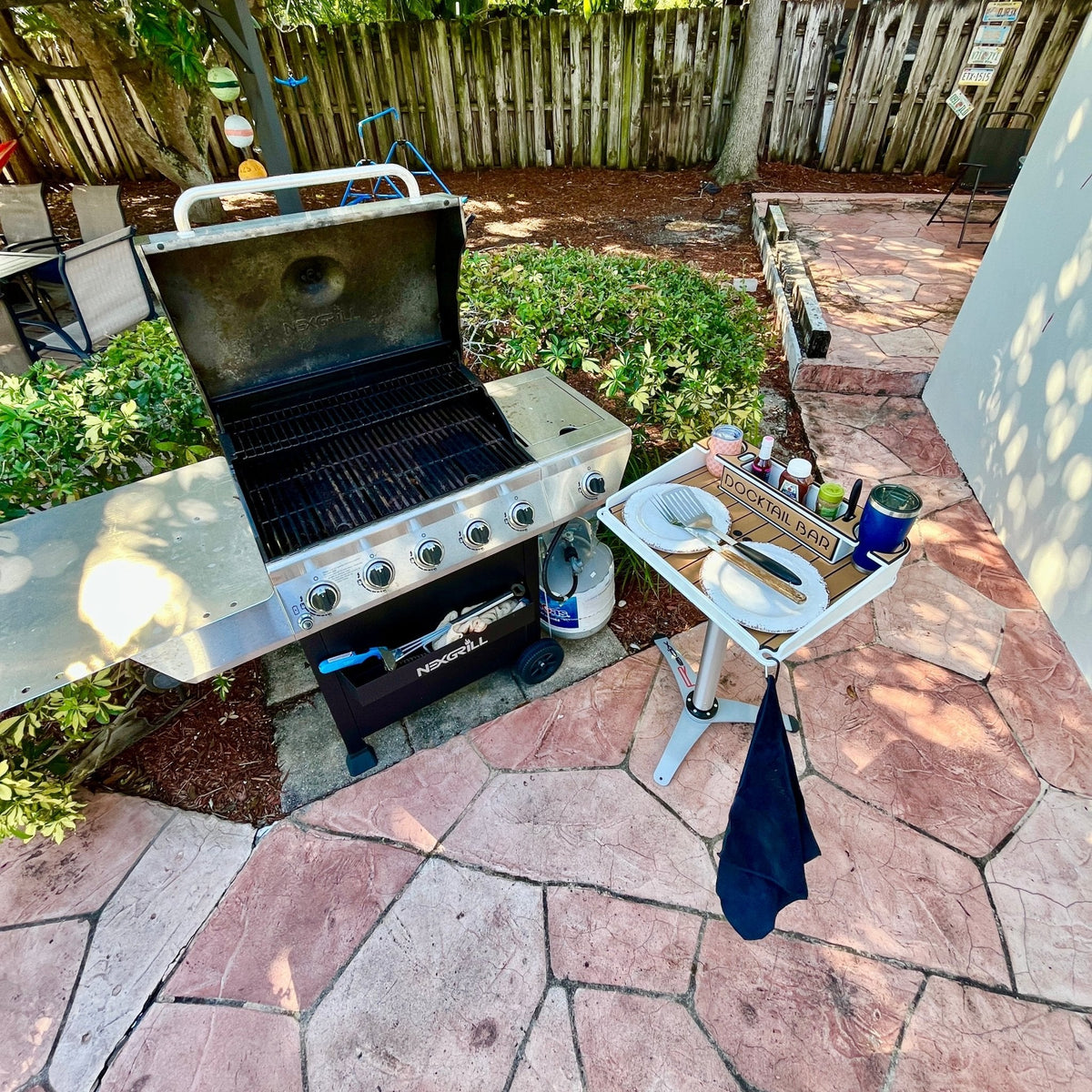 Docktail Portable Camping & RV Table