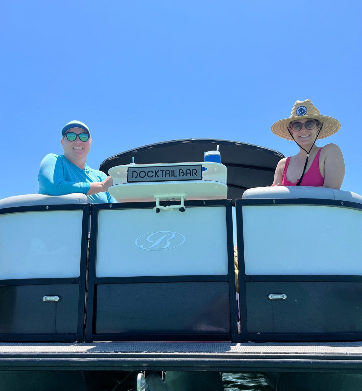 Docktail Butler with Pontoon Rail Mount